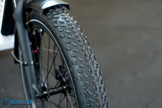 Himiway D5 Zebra tire tread