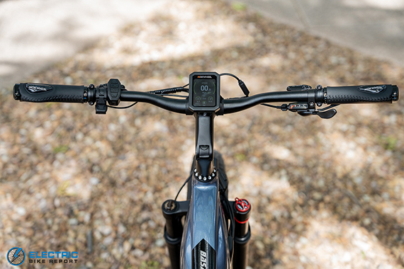 Mokwheel Basalt cockpit